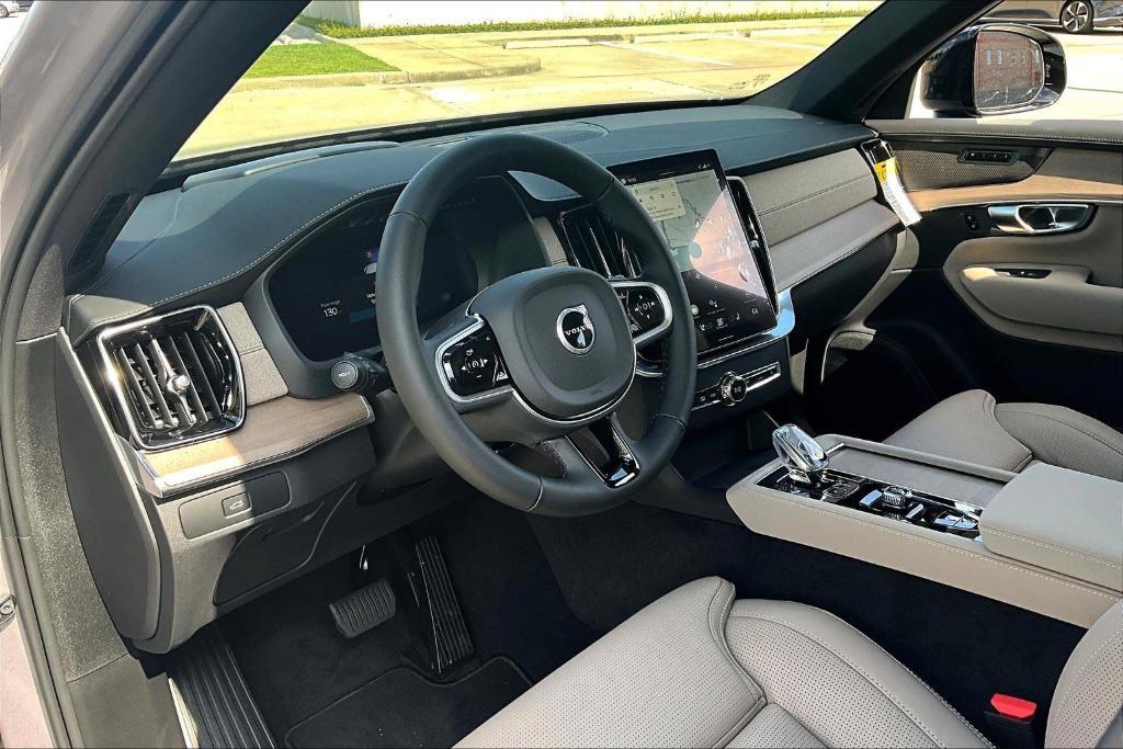 new 2026 Volvo XC90 car, priced at $75,575