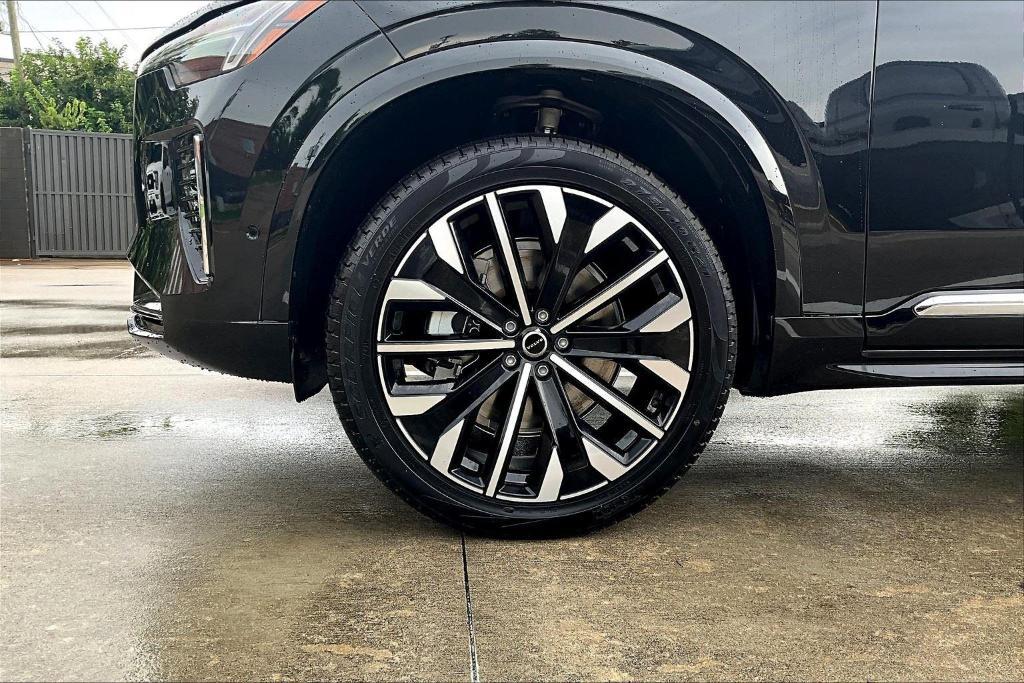 new 2025 Volvo XC90 car, priced at $68,245