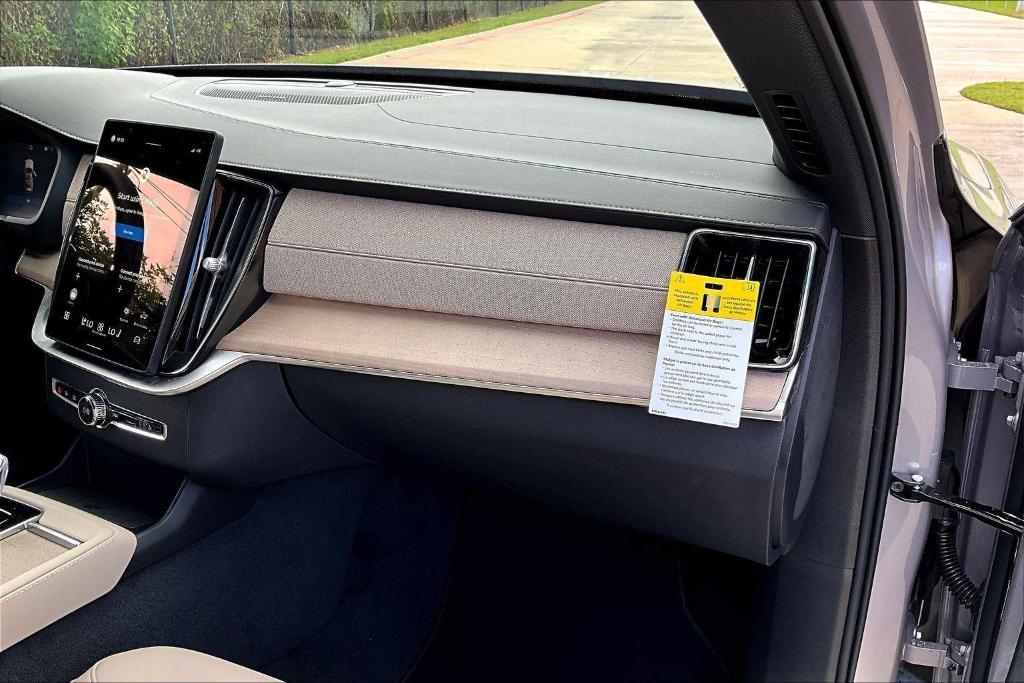 new 2026 Volvo XC90 car, priced at $71,825