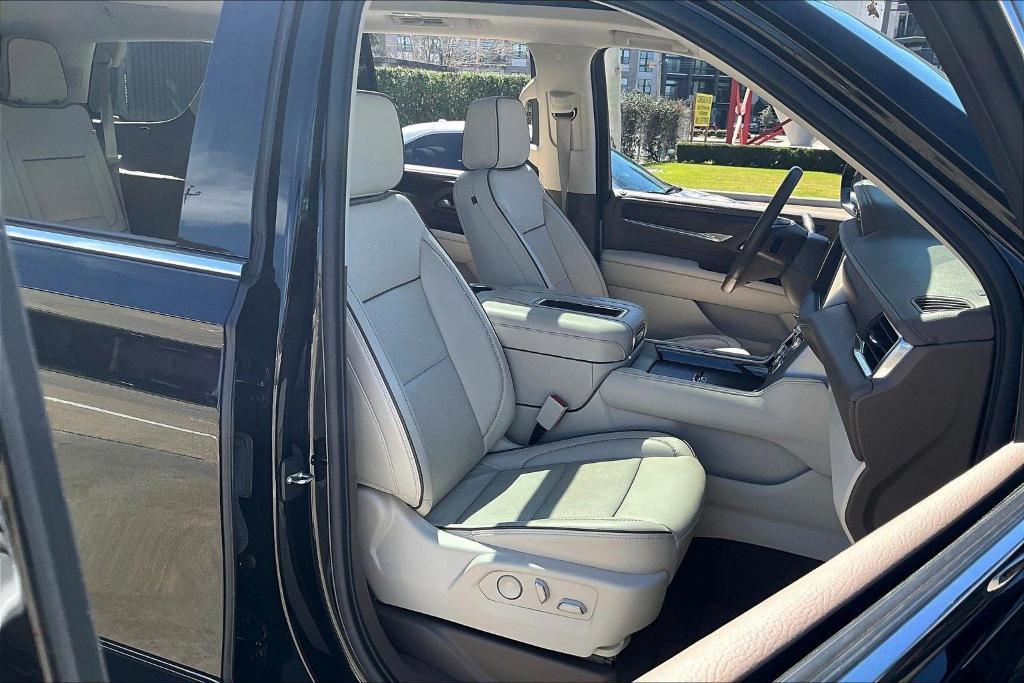 used 2022 GMC Yukon car, priced at $55,000