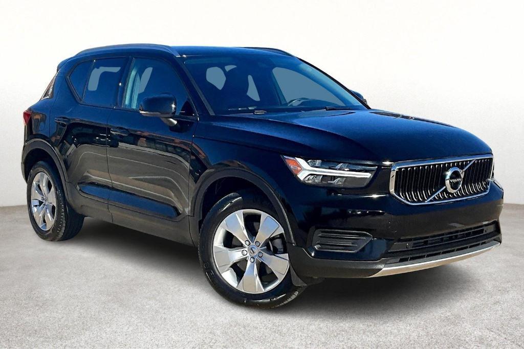 used 2022 Volvo XC40 car, priced at $30,788