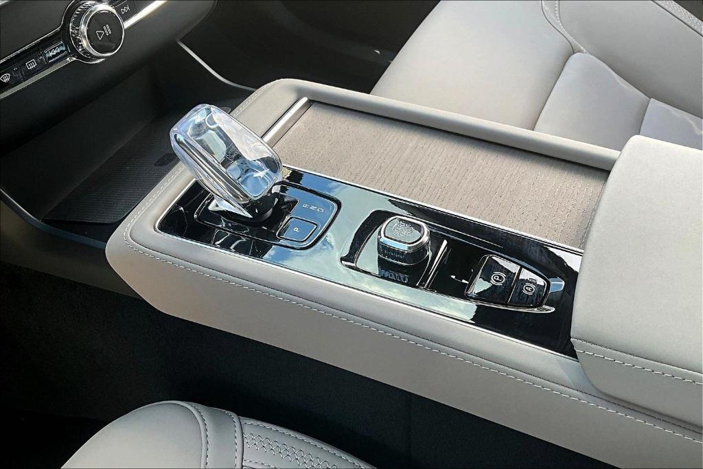 new 2026 Volvo XC90 car, priced at $71,825
