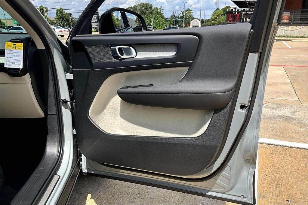 new 2026 Volvo XC40 car, priced at $48,595