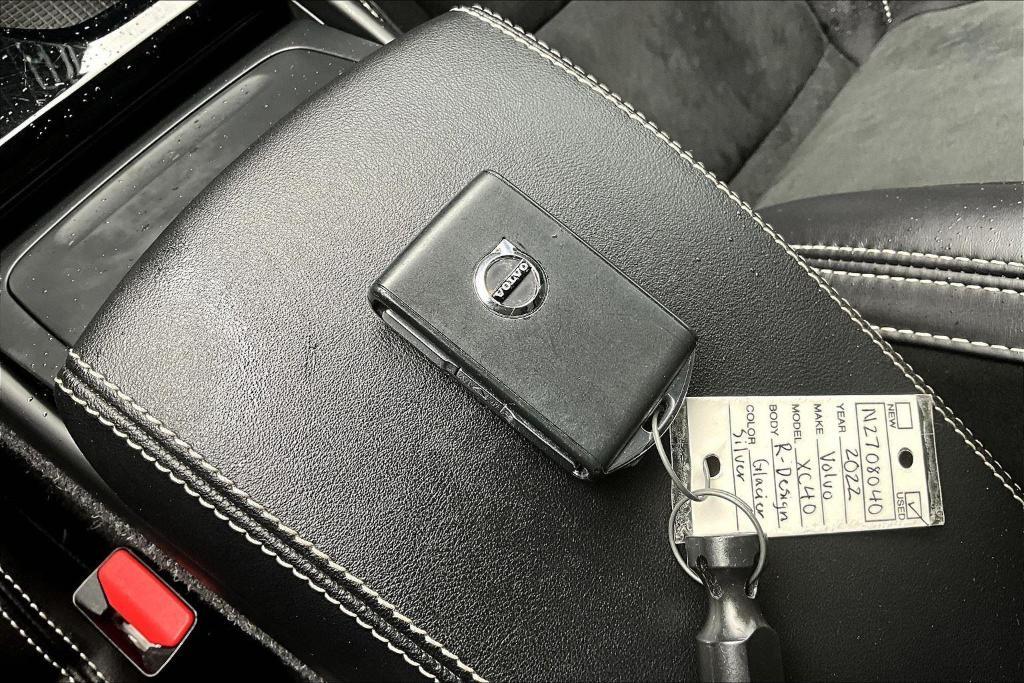 used 2022 Volvo XC40 car, priced at $28,560