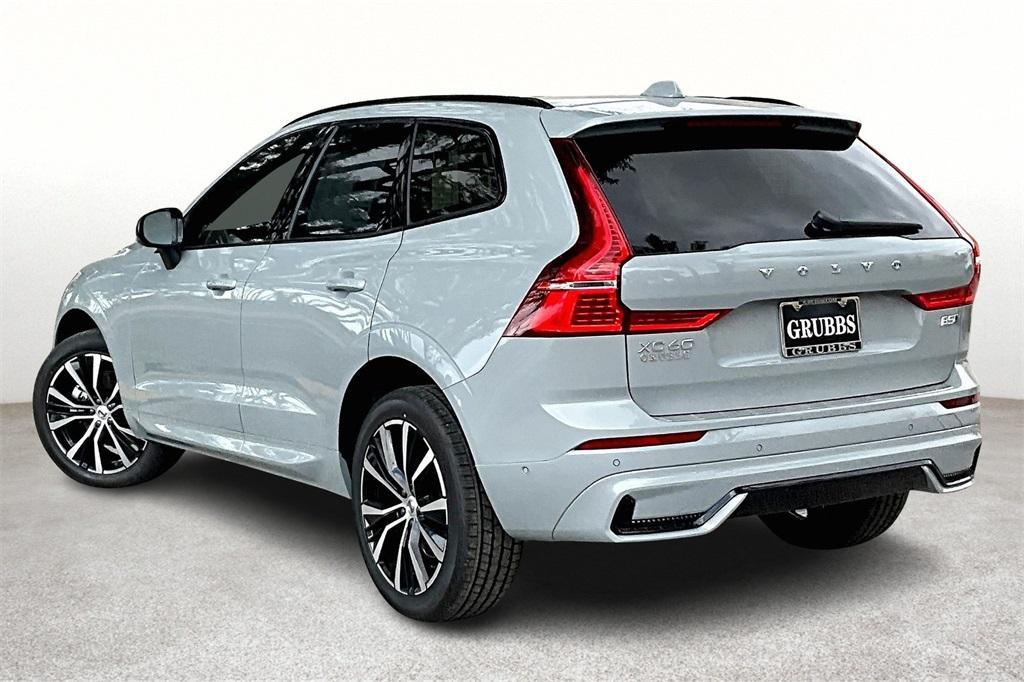 new 2025 Volvo XC60 car, priced at $54,585