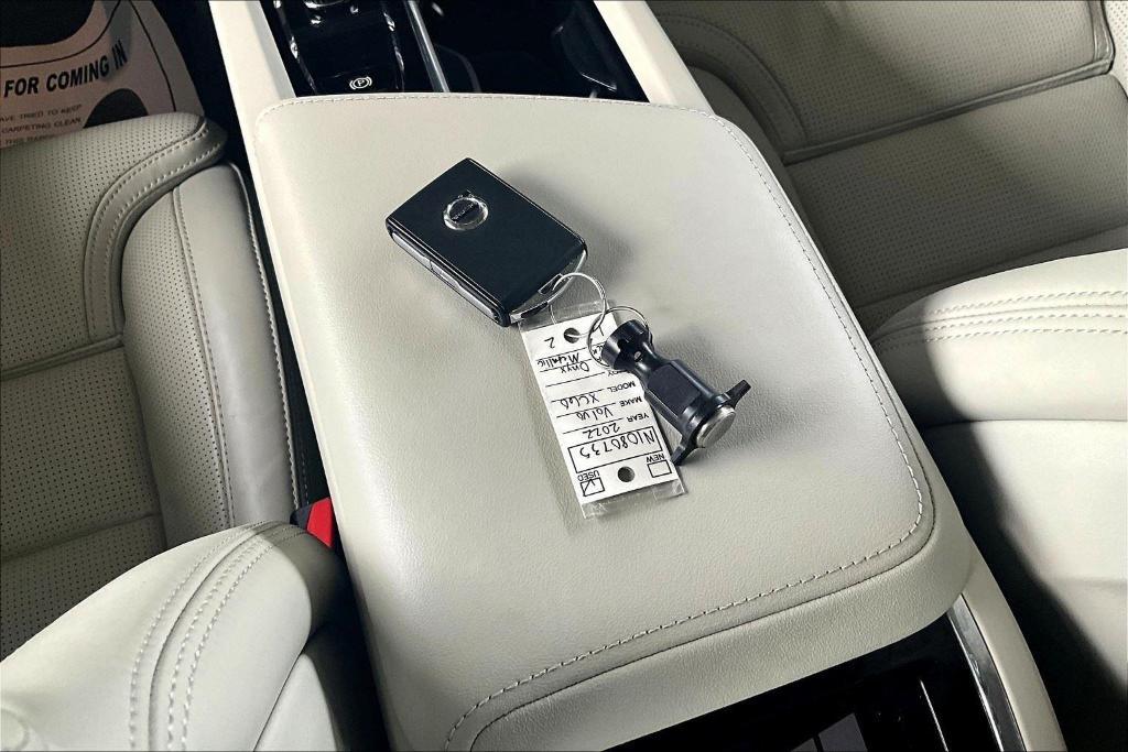 used 2022 Volvo XC60 car, priced at $36,899