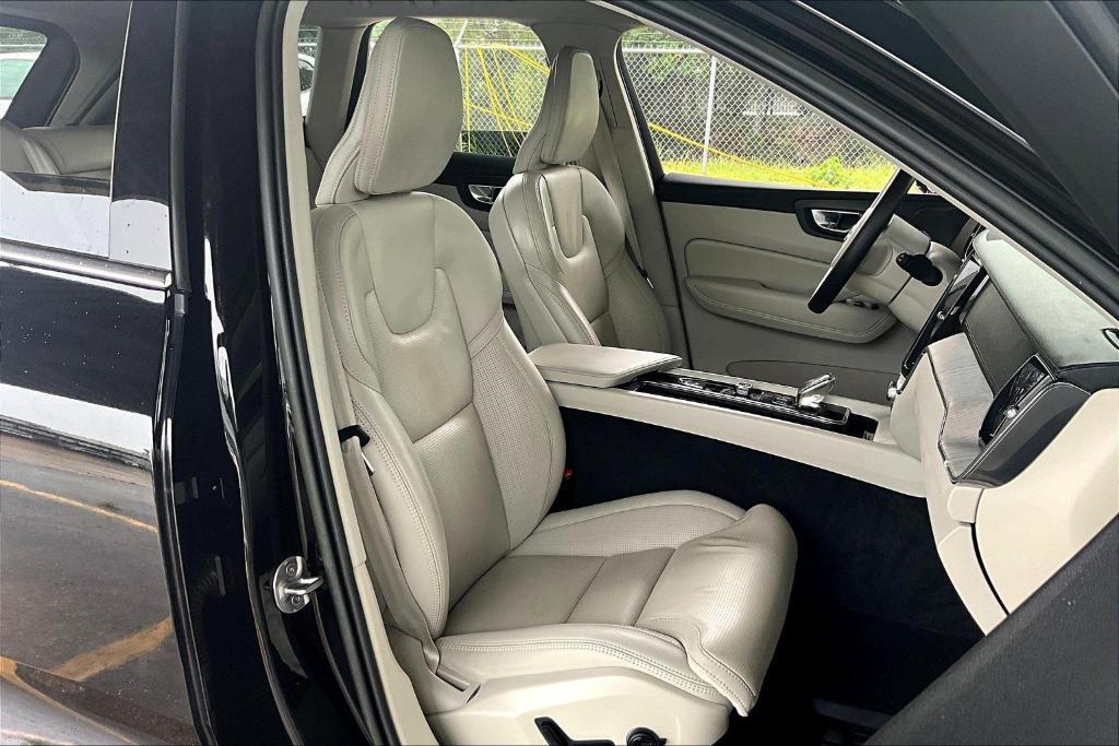 used 2022 Volvo XC60 car, priced at $36,899