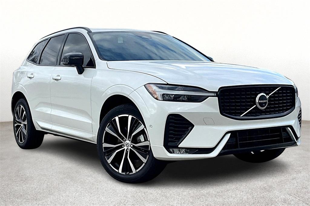 new 2025 Volvo XC60 car, priced at $55,385