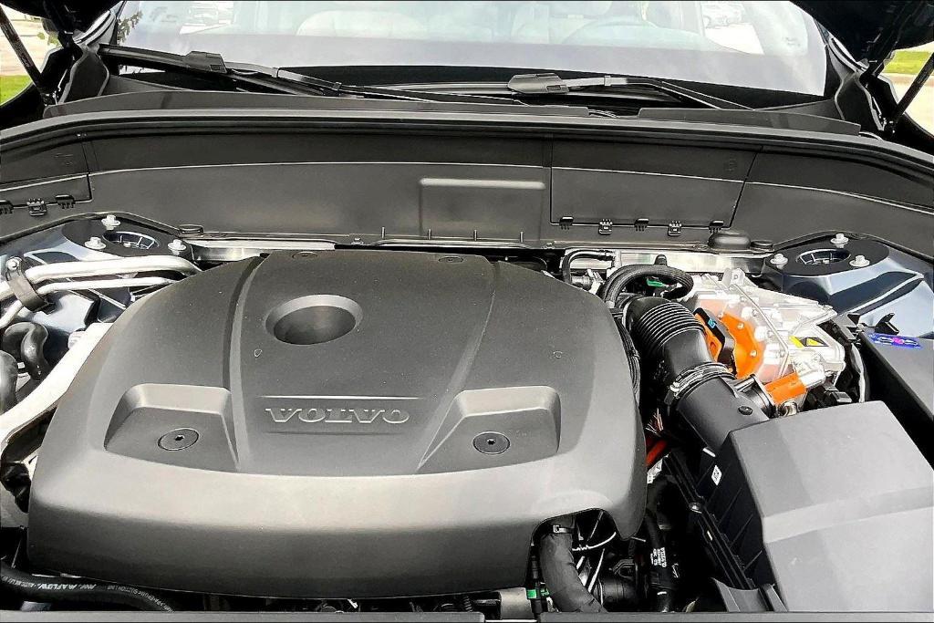 new 2025 Volvo XC90 Plug-In Hybrid car, priced at $65,305