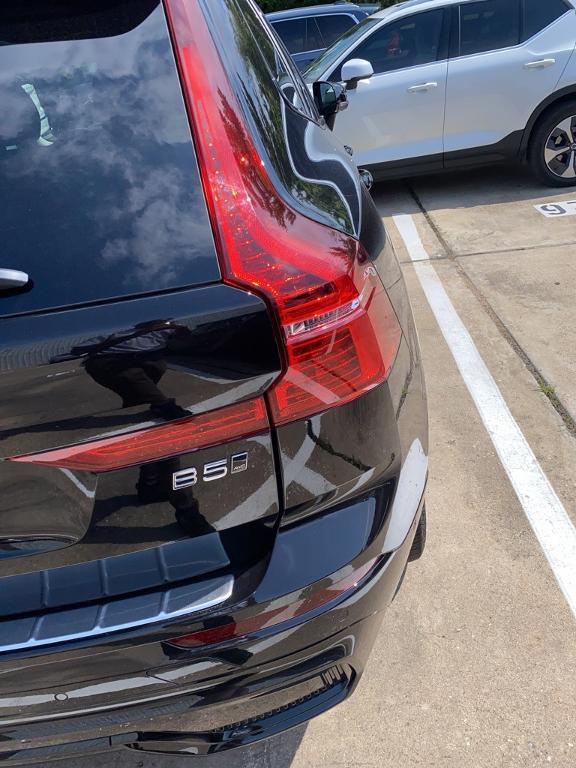 new 2025 Volvo XC60 car, priced at $45,115