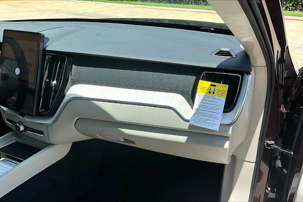 new 2026 Volvo XC60 car, priced at $66,045