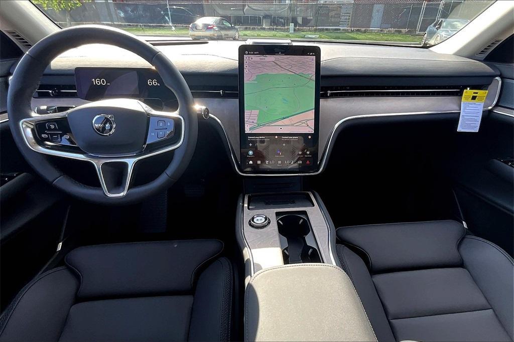 new 2025 Volvo EX90 car, priced at $85,640