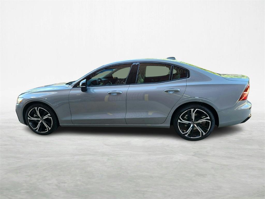 new 2024 Volvo S60 car, priced at $42,587