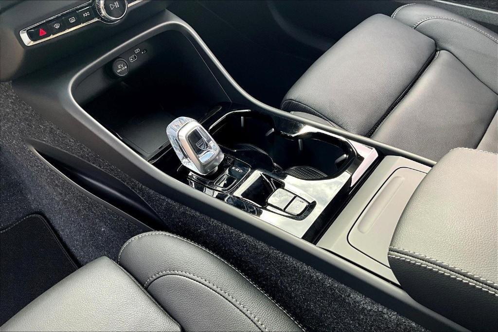 new 2026 Volvo XC40 car, priced at $47,200