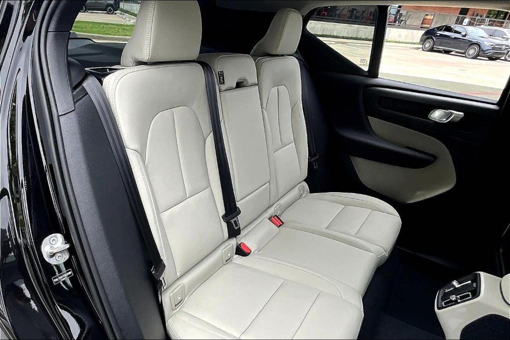 new 2026 Volvo XC40 car, priced at $49,800