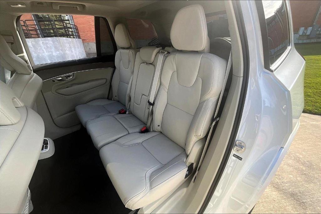 new 2026 Volvo XC90 car, priced at $75,155