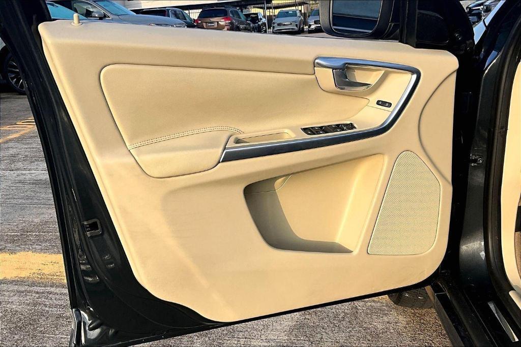 used 2015 Volvo XC60 car, priced at $35,000