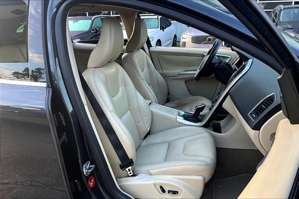 used 2015 Volvo XC60 car, priced at $35,000