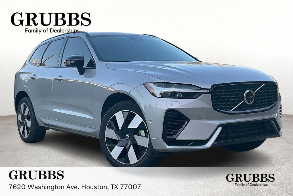 new 2025 Volvo XC60 Plug-In Hybrid car, priced at $67,035