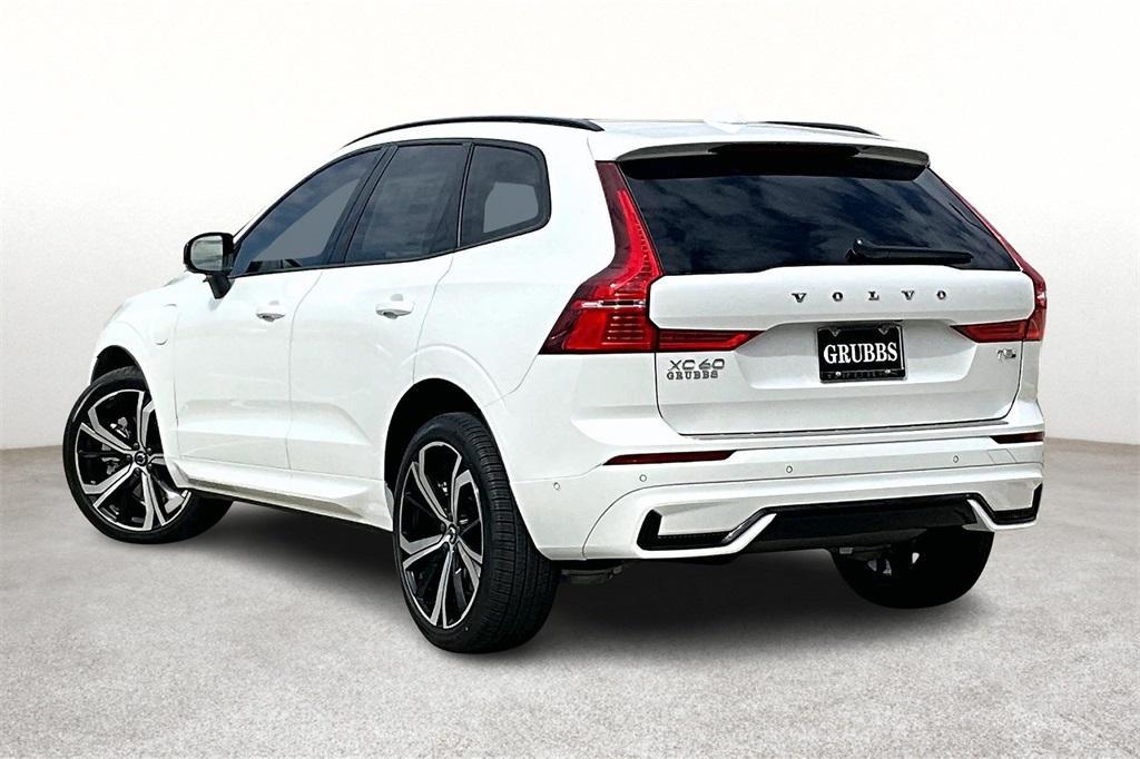 new 2025 Volvo XC60 Plug-In Hybrid car, priced at $73,550