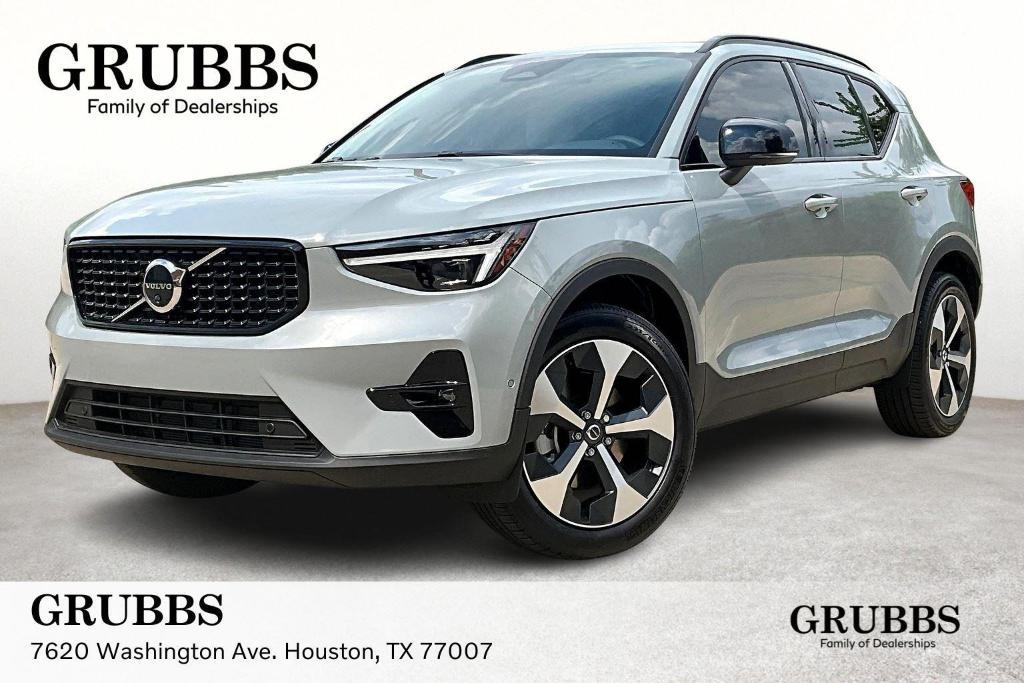 new 2026 Volvo XC40 car, priced at $47,000