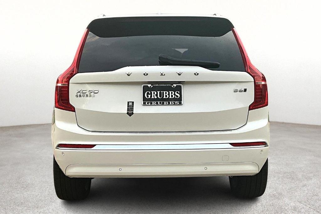 new 2025 Volvo XC90 car, priced at $67,265