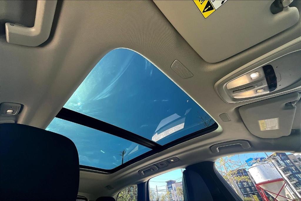 used 2023 Volvo XC60 car, priced at $28,955