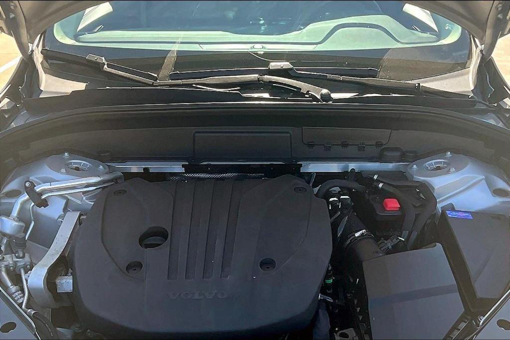 used 2023 Volvo XC60 car, priced at $31,220