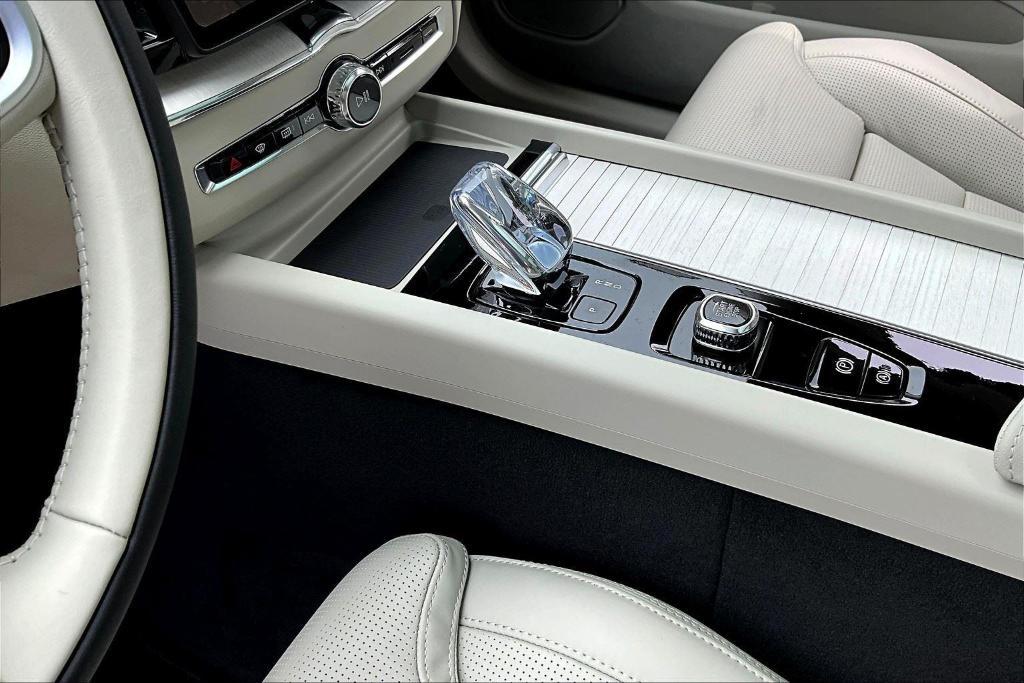 new 2026 Volvo XC60 car, priced at $63,935