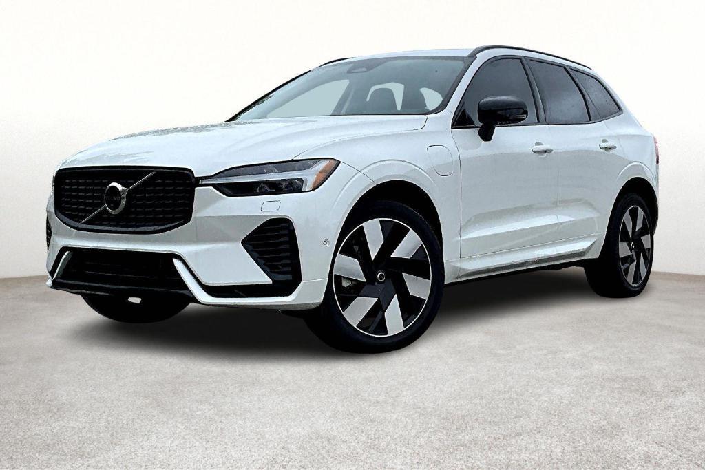 new 2025 Volvo XC60 Plug-In Hybrid car, priced at $68,770