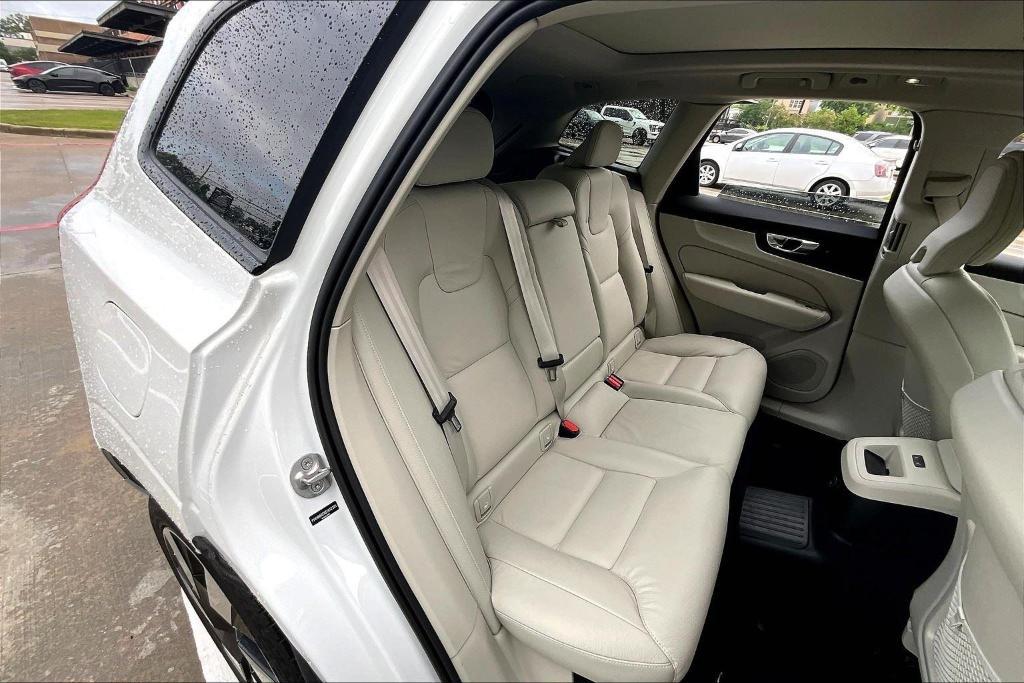 new 2025 Volvo XC60 Plug-In Hybrid car, priced at $68,770