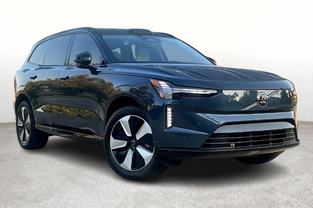 new 2025 Volvo EX90 car, priced at $87,090