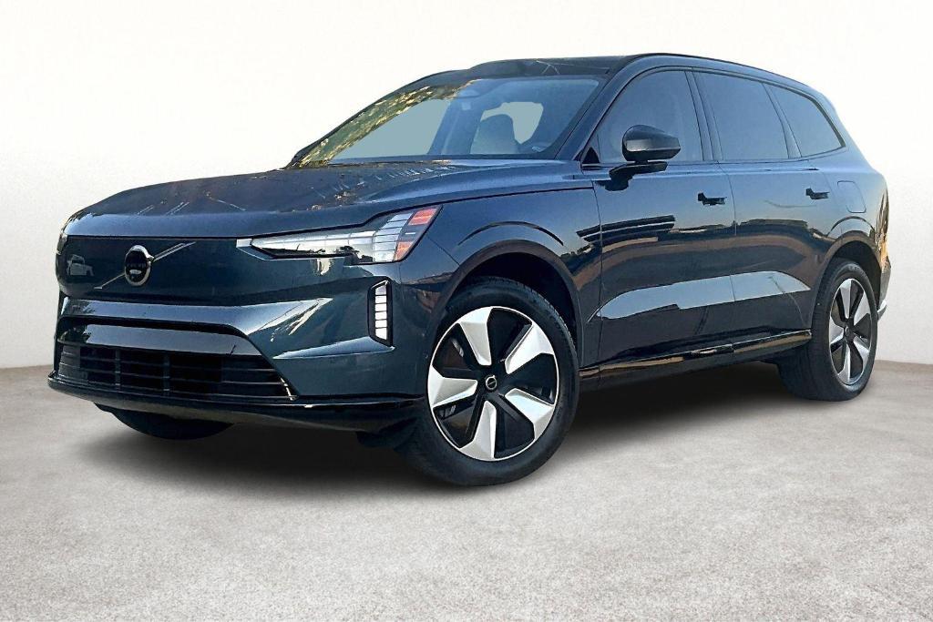 new 2025 Volvo EX90 car, priced at $87,090