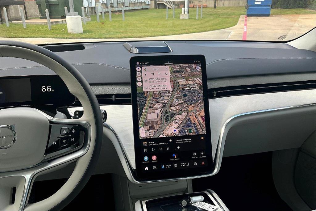 new 2025 Volvo EX90 car, priced at $87,535