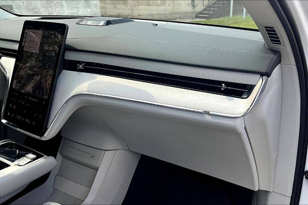 new 2025 Volvo EX90 car, priced at $87,535