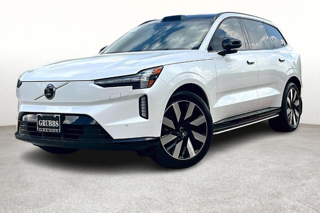 new 2025 Volvo EX90 car, priced at $87,535