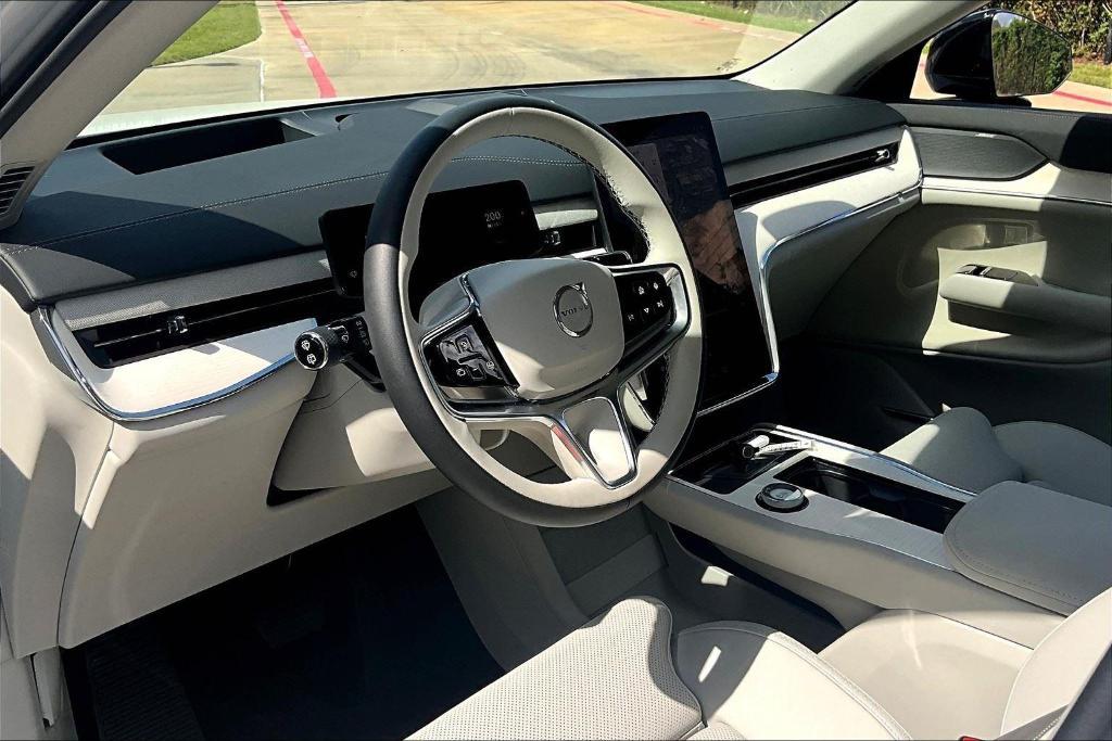 new 2025 Volvo EX90 car, priced at $87,535
