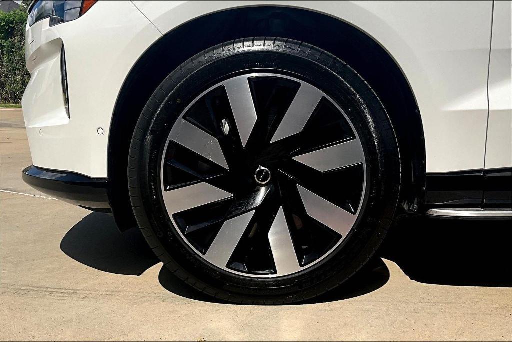new 2025 Volvo EX90 car, priced at $87,535
