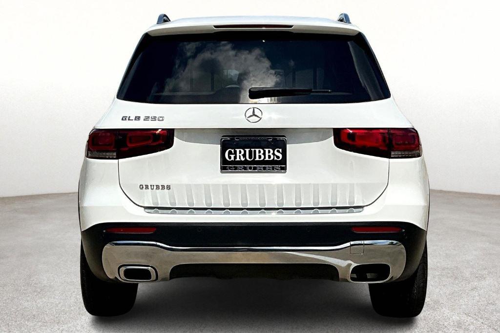 used 2023 Mercedes-Benz GLB 250 car, priced at $32,087