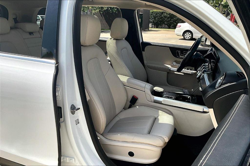 used 2023 Mercedes-Benz GLB 250 car, priced at $32,087
