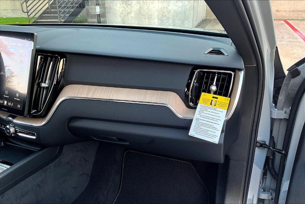 new 2026 Volvo XC60 car, priced at $57,985
