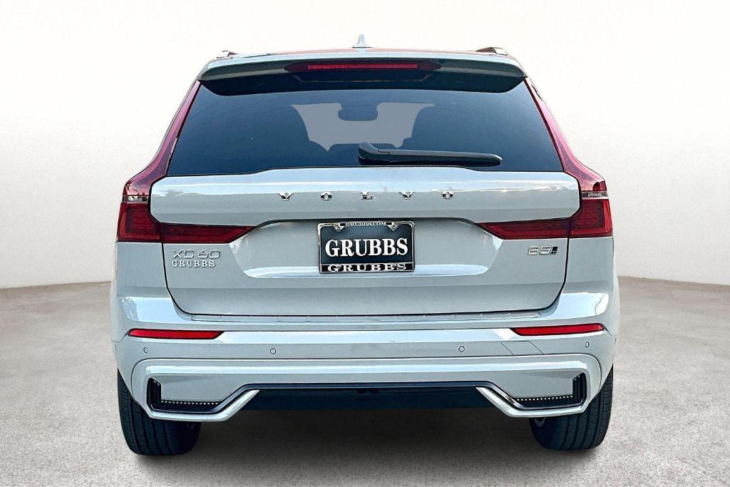 new 2026 Volvo XC60 car, priced at $57,985