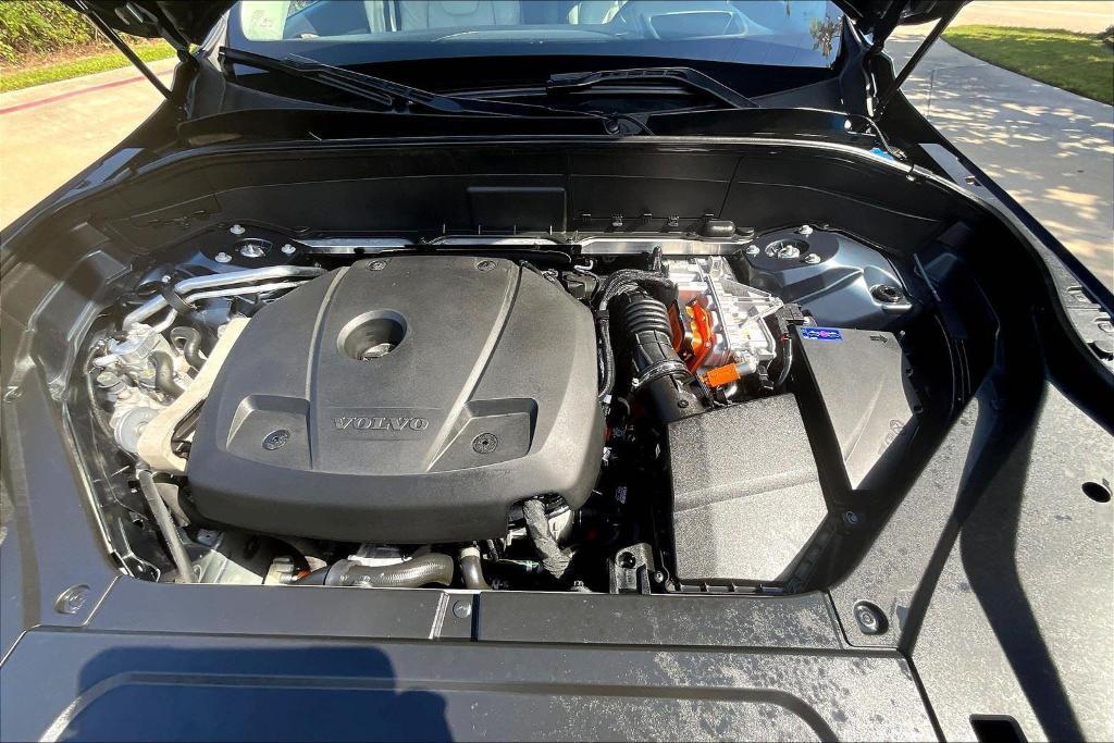 used 2021 Volvo XC90 Recharge Plug-In Hybrid car, priced at $35,795
