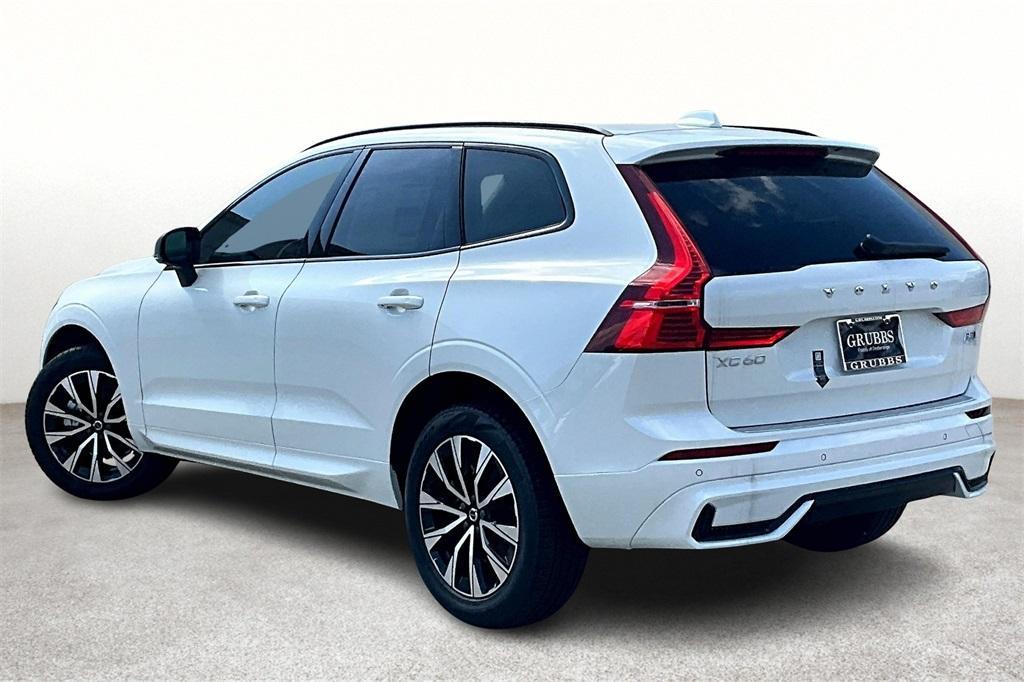 new 2025 Volvo XC60 car, priced at $49,935