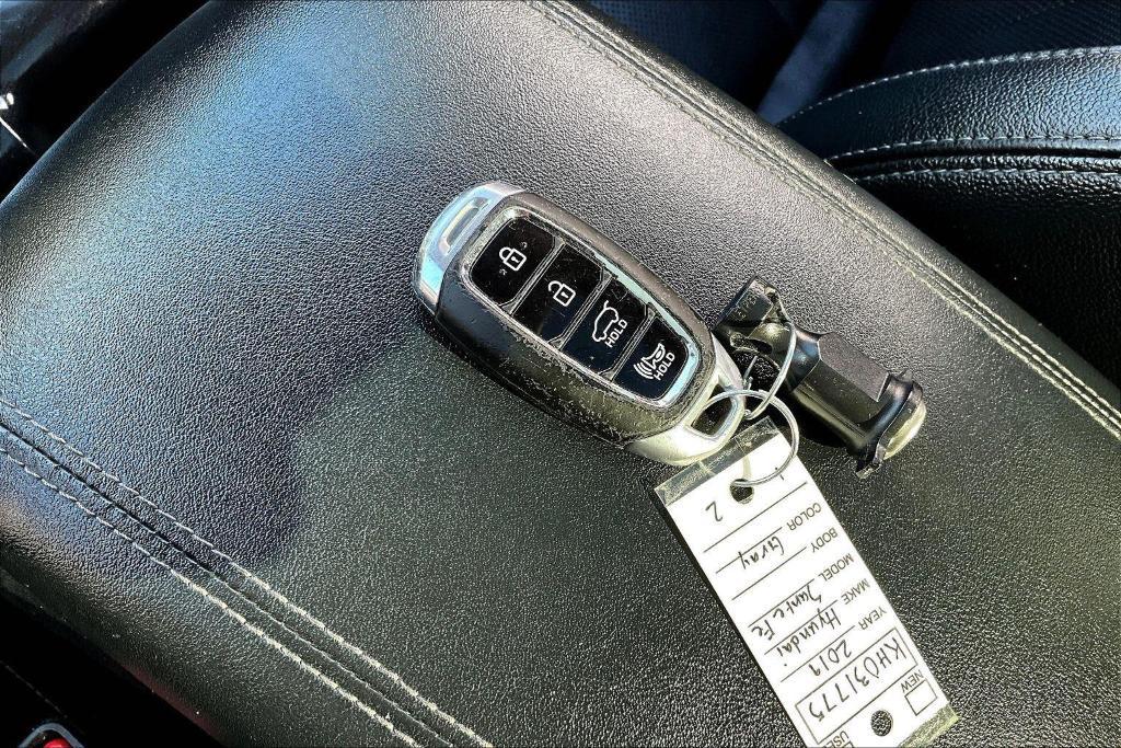 used 2019 Hyundai Santa Fe car, priced at $15,588