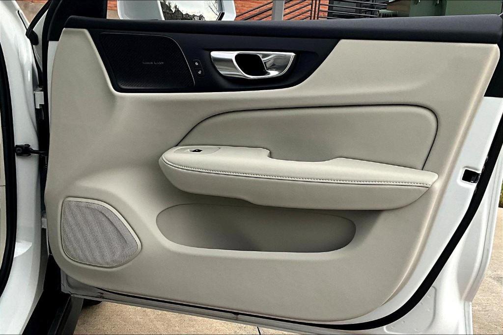 new 2025 Volvo V60 Cross Country car, priced at $51,025