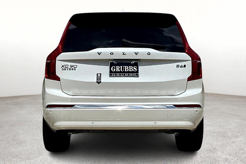 new 2025 Volvo XC90 car, priced at $69,900
