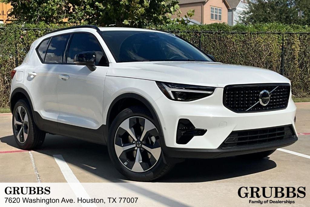 new 2026 Volvo XC40 car, priced at $50,150