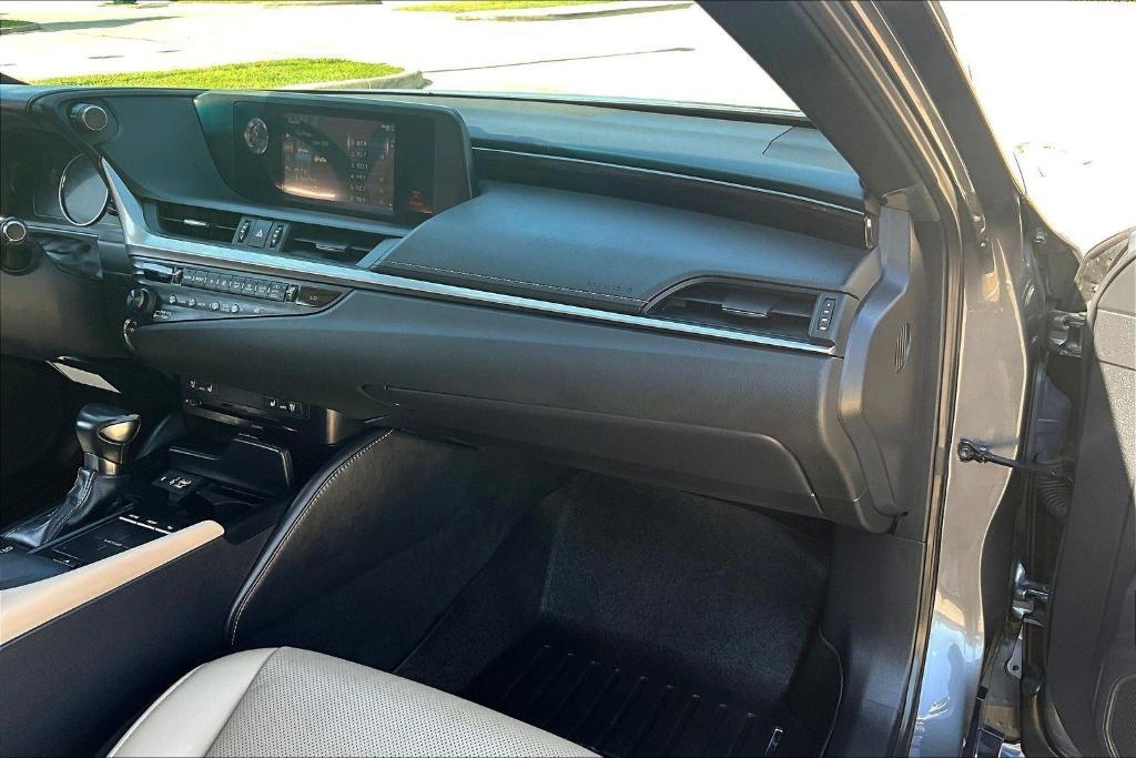 used 2019 Lexus ES 350 car, priced at $29,849