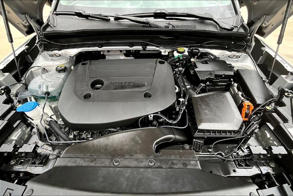 used 2025 Volvo XC40 car, priced at $29,750